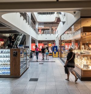 pasaż w galerii tęcza najemcy i sklepy